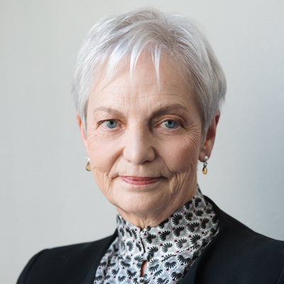 Julie Dobinson profile image